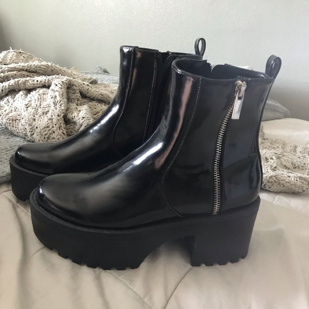 Platform Booties NWOT